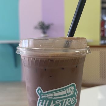 Ilustre Specialty Coffees - Coffee & Tea Near Me - Escondido, California