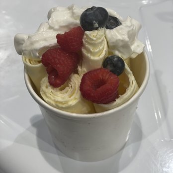 Simply Rolled Ice Cream - Mango Berry Roll - Ice Cream & Frozen Yogurt Near Me - Cincinnati, Ohio