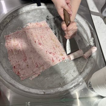 Cryo Rolls - Creating the Strawberry Cheesecake ice cream rolls - Ice Cream & Frozen Yogurt Near Me - Bellingham, Washington