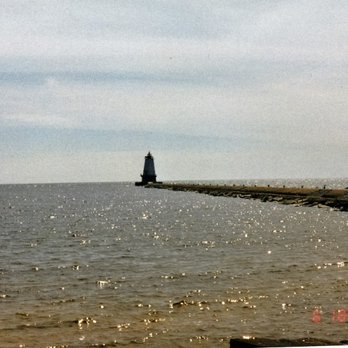 North Breakwater Light - The lighthouse back in 1999. - Parks Near Me - Ludington, Michigan North Breakwater Light - The lighthouse back in 1999. - Parks Near Me - Ludington, Michigan