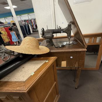 Goodwill - An antique sewing machine. Delightful. - Thrift Stores Near Me - Napa, California Goodwill - An antique sewing machine. Delightful. - Thrift Stores Near Me - Napa, California