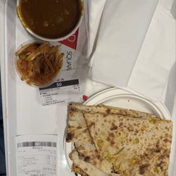 Amritsari Kulcha and Channa Masala/Chole with pickled onions