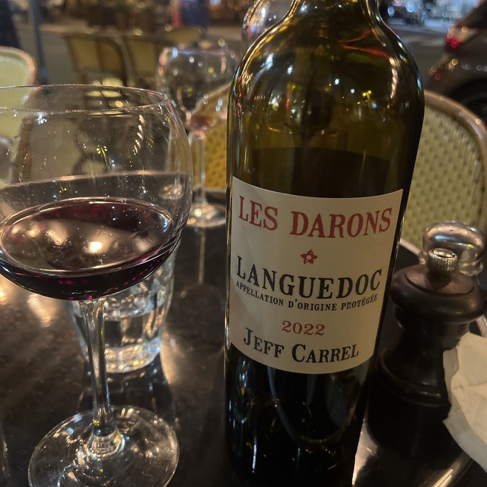 Le Cosmos - Red wine - Brasseries Near Me - Paris, 75