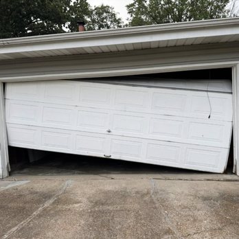 Garage Fixer - Showed up when they said they would and fixed my garage door without any hassle would use them again. - Garage Door Services Near Me - Chesapeake, Virginia Garage Fixer - Showed up when they said they would and fixed my garage door without any hassle would use them again. - Garage Door Services Near Me - Chesapeake, Virginia