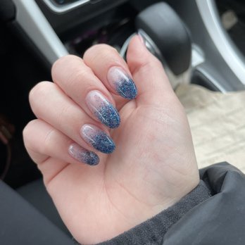 Anthony Vince Nail Spa - Sparkle ombré done by Hannah - Nail Salons Near Me - Kirkland, Washington