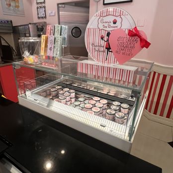Casey's Cupcakes - Cupcakes Near Me - Riverside, California Casey's Cupcakes - Cupcakes Near Me - Riverside, California