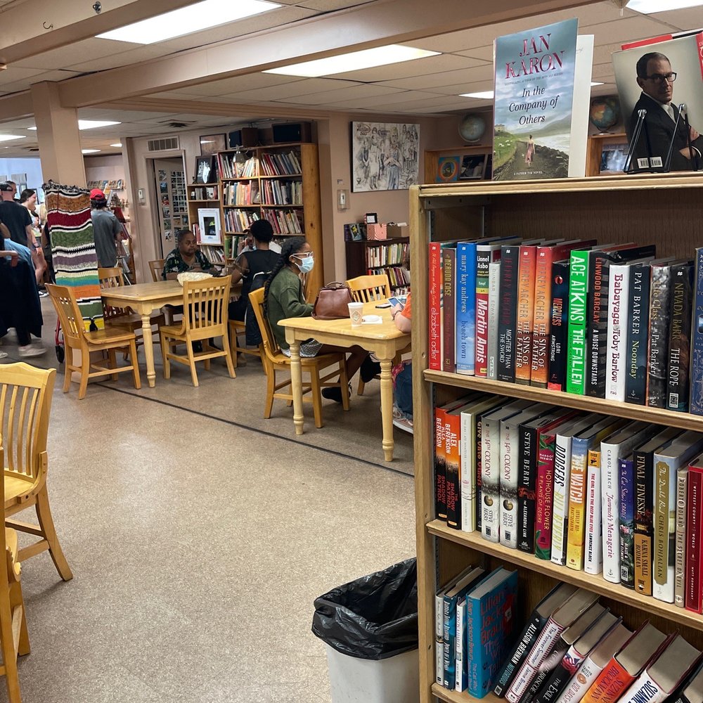 Books & Seating Books & Seating