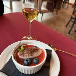 VINCA Arista - The ice wine and crème brûlée makes a great pairing