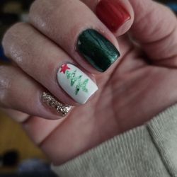 V&T Nails