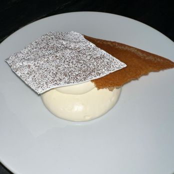 Eden - citrus meringue pie - New American Near Me - Chicago, Illinois