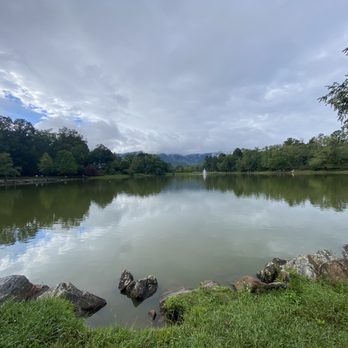 Lake Tomahawk Park - Parks Near Me - Black Mountain, North Carolina Lake Tomahawk Park - Parks Near Me - Black Mountain, North Carolina