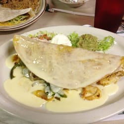 El Zorrito Mexican Restaurant - Grilled Chicken Quesadilla