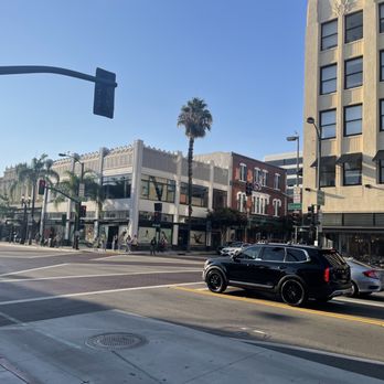35er Bar - Dive Bars Near Me - Pasadena, California