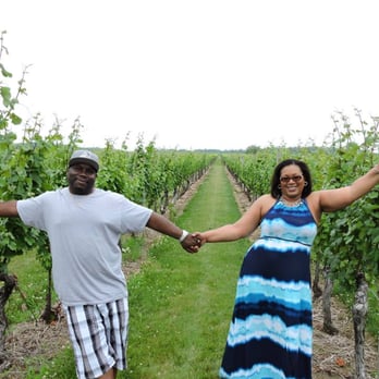 Vino Crawl - Wine Tours Near Me Vino Crawl - Wine Tours Near Me