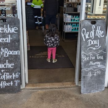 Hayden's Pies - Bakeries Near Me - Ulladulla, NSW