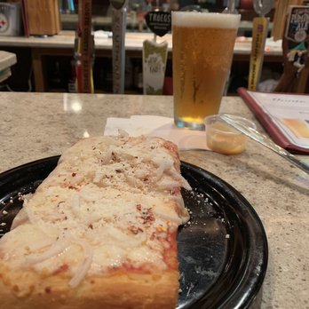 Monte Cello's - Everyday lunch special. - Pizza Near Me - Cranberry Township, Pennsylvania Monte Cello's - Everyday lunch special. - Pizza Near Me - Cranberry Township, Pennsylvania