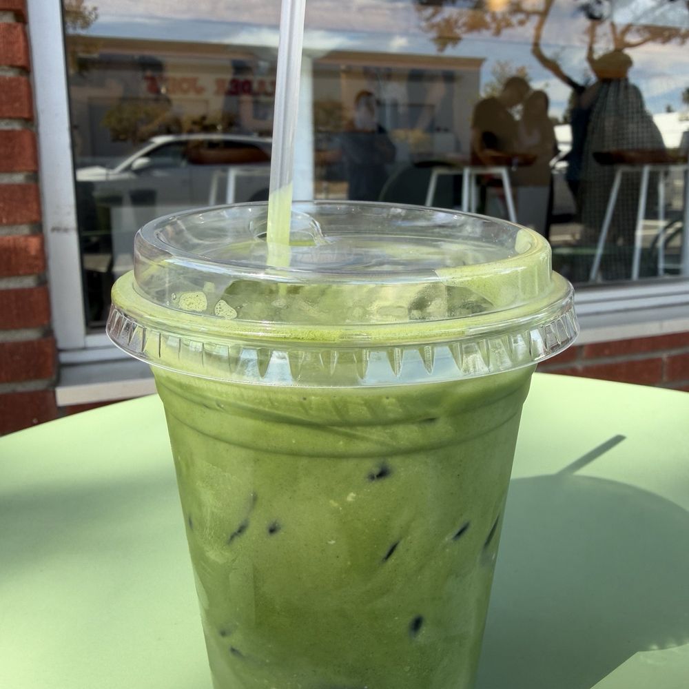 Re Coffee - Iced Matcha Latte - Desserts Near Me - Northridge, California