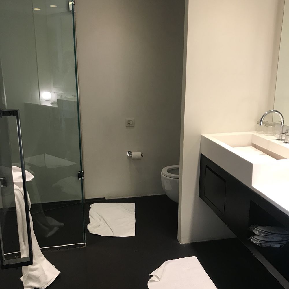 B-aparthotels Regent - Bathroom - Hotels Near Me - Brussels, BRU