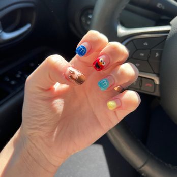 RuRu Nails - THE ELMO WAS SOOOO ON POINT All hand drawn - Nail Technicians Near Me - Los Angeles, California RuRu Nails - THE ELMO WAS SOOOO ON POINT All hand drawn - Nail Technicians Near Me - Los Angeles, California