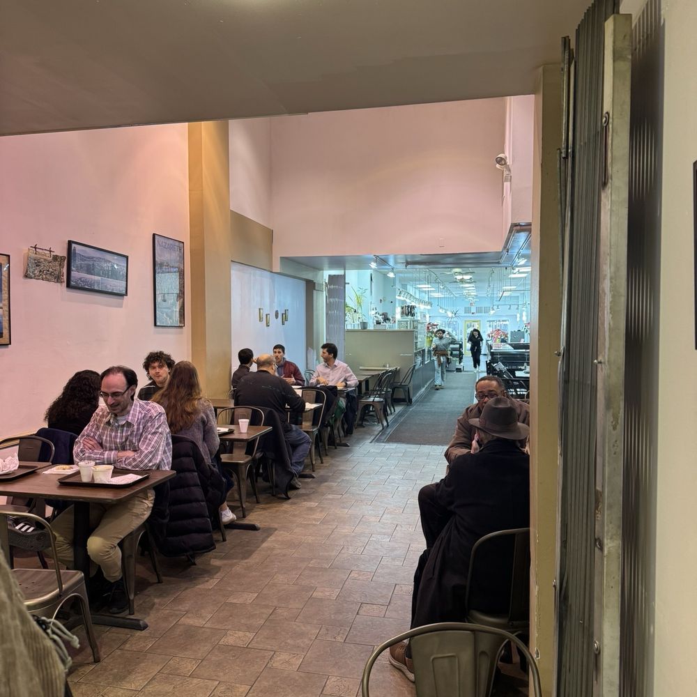 Oasis Cafe - Seating area - Mediterranean Near Me - Chicago, Illinois