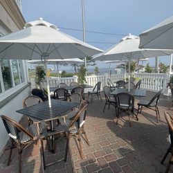Lombardi's On the Bay - Outside seating