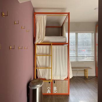 Viajero Hostels - 4 share hostel - Hostels Near Me - Miami Beach, Florida