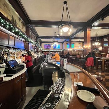 The Berghoff Restaurant - Bar - Bars Near Me - Chicago, Illinois The Berghoff Restaurant - Bar - Bars Near Me - Chicago, Illinois