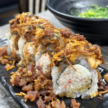 Kakuna Sushi - Sushi Bars Near Me - Milpitas, California