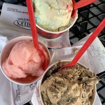 Bruster's Real Ice Cream - Carmel macchiato, strawberry lemon sorbet, birthday cake ice cream - Desserts Near Me - Chandler, Arizona