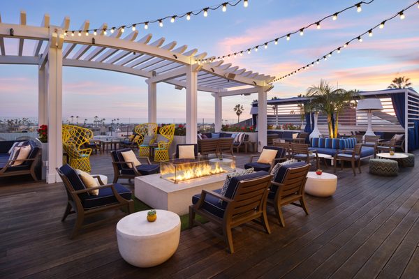 Topside Roof Deck by null