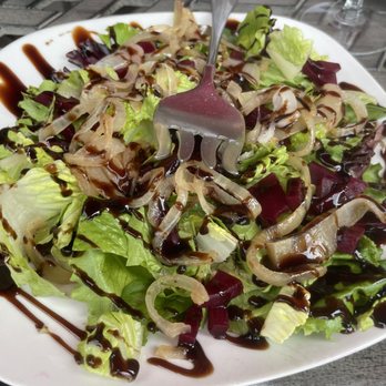 Canal Side Inn - Restaurant - Salade de Betteraves Jaunes Rôti - French Near Me - Little Falls, New York Canal Side Inn - Restaurant - Salade de Betteraves Jaunes Rôti - French Near Me - Little Falls, New York