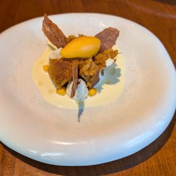 Canoe - Pumpkin cake - Canadian (New) Near Me - Toronto, Ontario