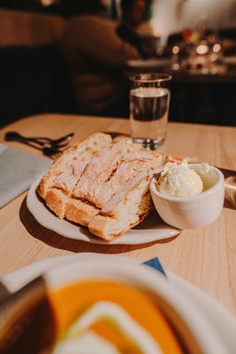 ie - Italian Eatery by null