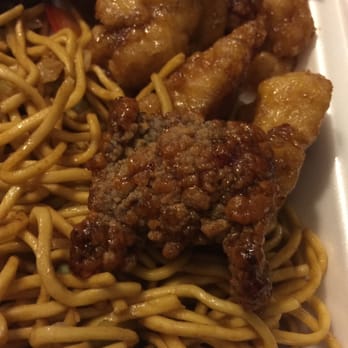 Panda Express - This was what I received. Nasty- old-dry food which ended up in the trash. The orange chicken was just as bad. - Chinese Near Me - Watauga, Texas