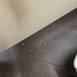 Brookshire's - Bathroom