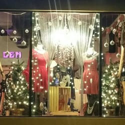 The Gypsy Den Boutique - New years window display