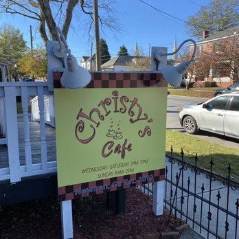 Christy's Cafe - Front of restaurant - Breakfast & Brunch Near Me - Newnan, Georgia