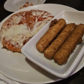 Applebee's Grill + Bar - Kids meal - American Near Me - Mira Loma, California Applebee's Grill + Bar - Kids meal - American Near Me - Mira Loma, California