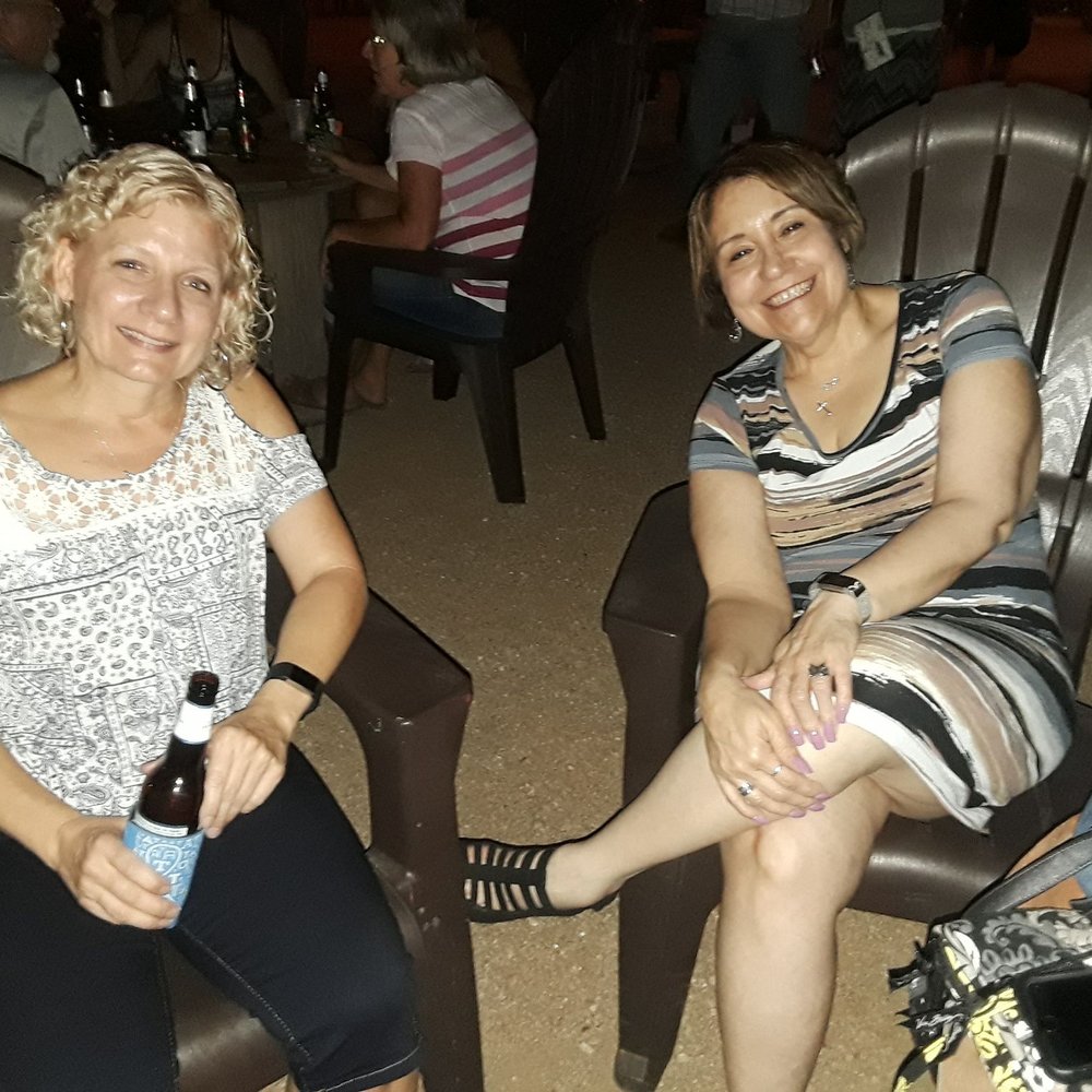 Old Main Icehouse - Chilling at Old Main Ice House - Sports Bars Near Me - Cibolo, Texas