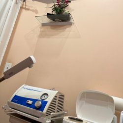 Blossom Brows Threading Salon