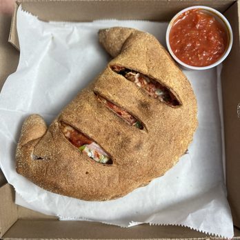 Bella Roma Pizza - House Stromboli - Italian Near Me - Maryville, Tennessee
