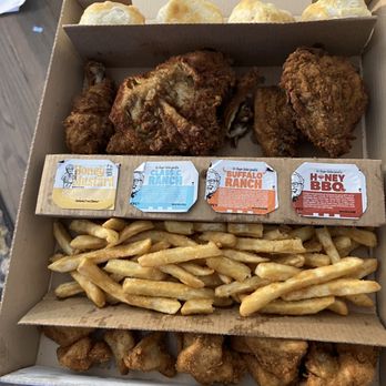 KFC - Chicken Wings Near Me - Iselin, New Jersey
