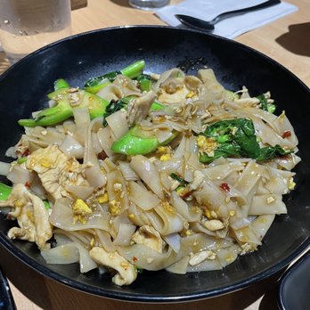 Haven Asian Eatery - Chicken Pad See Eew - Asian Fusion Near Me - Eden Prairie, Minnesota