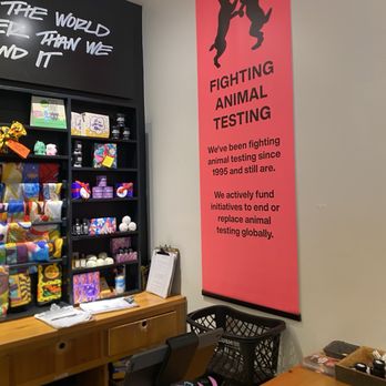 Lush - Cosmetics & Beauty Supply Near Me - Arlington, Virginia Lush - Cosmetics & Beauty Supply Near Me - Arlington, Virginia