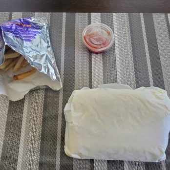 Noonie’s Place - Fresh out of the delivery bag and unwrapped. - Breakfast & Brunch Near Me - Vallejo, California Noonie’s Place - Fresh out of the delivery bag and unwrapped. - Breakfast & Brunch Near Me - Vallejo, California