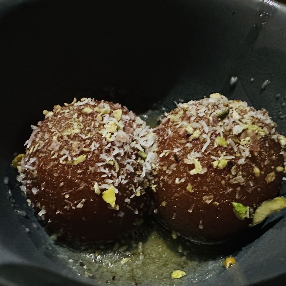 India Rosa - Gulab Jamun - Indian Near Me - Montreal, Quebec India Rosa - Gulab Jamun - Indian Near Me - Montreal, Quebec