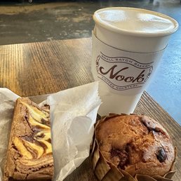 CHAI LATTE, CHEESECAKE BAR, BERRY MUFFIN CHAI LATTE, CHEESECAKE BAR, BERRY MUFFIN
