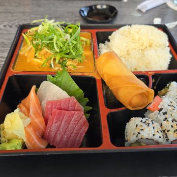 Ganzo Sushi - Bento box lunch special - Ramen Near Me - Delray Beach, Florida