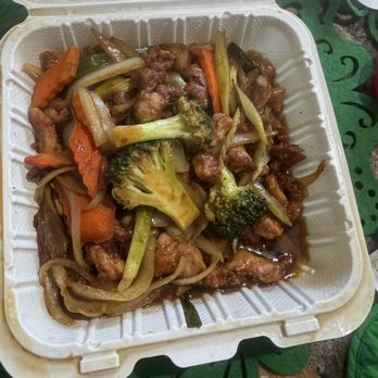 Tsing Tao Chinese Restaurant - Szechuan chicken revealed!! - Chinese Near Me - Clovis, California Tsing Tao Chinese Restaurant - Szechuan chicken revealed!! - Chinese Near Me - Clovis, California