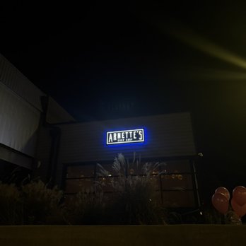 Arnette's Chop Shop - ARNETTE'S SIGN. - Steakhouses Near Me - Brookhaven, Georgia